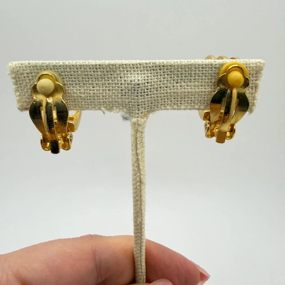 Vintage Givenchy Gold Tone‎ 